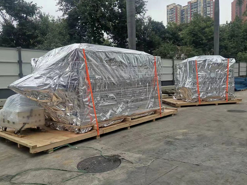 深圳沙井真(zhen)空木箱包裝現(xian)場