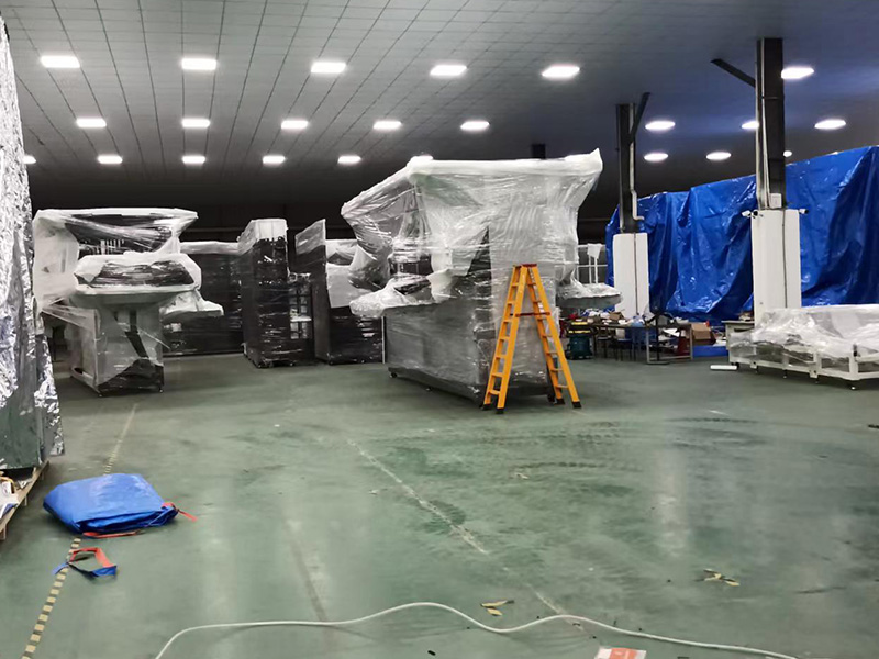 東莞某公(gōng)司重型真空防(fáng)雨木箱